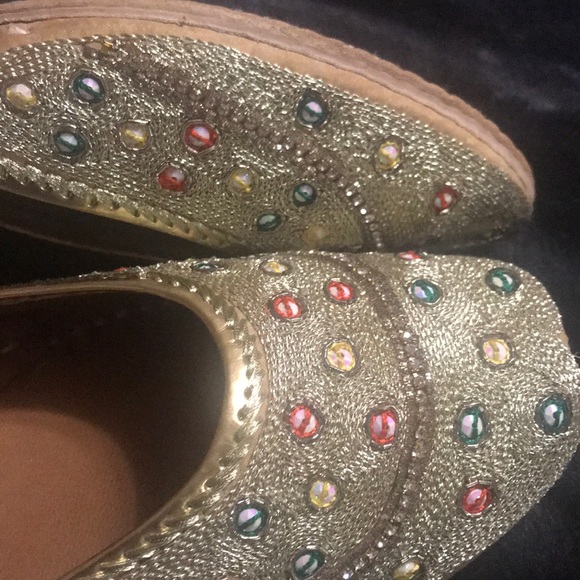 Shoes - Picture 5 of 5